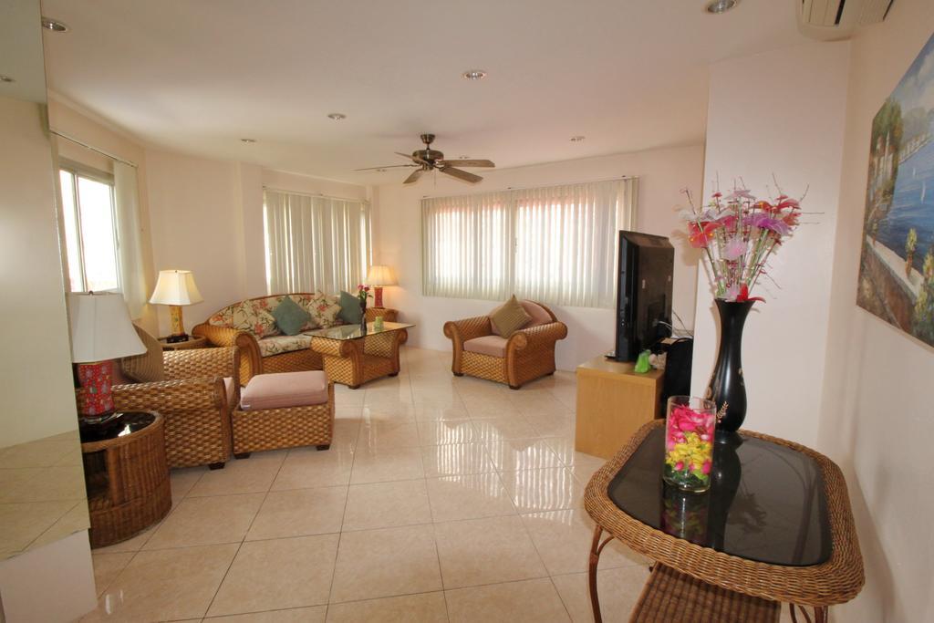 Butterfly Garden Boutique Residences By Frasier, A Lifestyle Destination Apt And Villas 1 To 3 Bedroom Units, 2 Full Bathrooms, Rain Shower, Spa Bath, Complete Kitchen, Staff 24-7,Fast Fiber Optic Wifi, 55" Smart Tv'S, Free Bbq, Pattaya Exterior foto